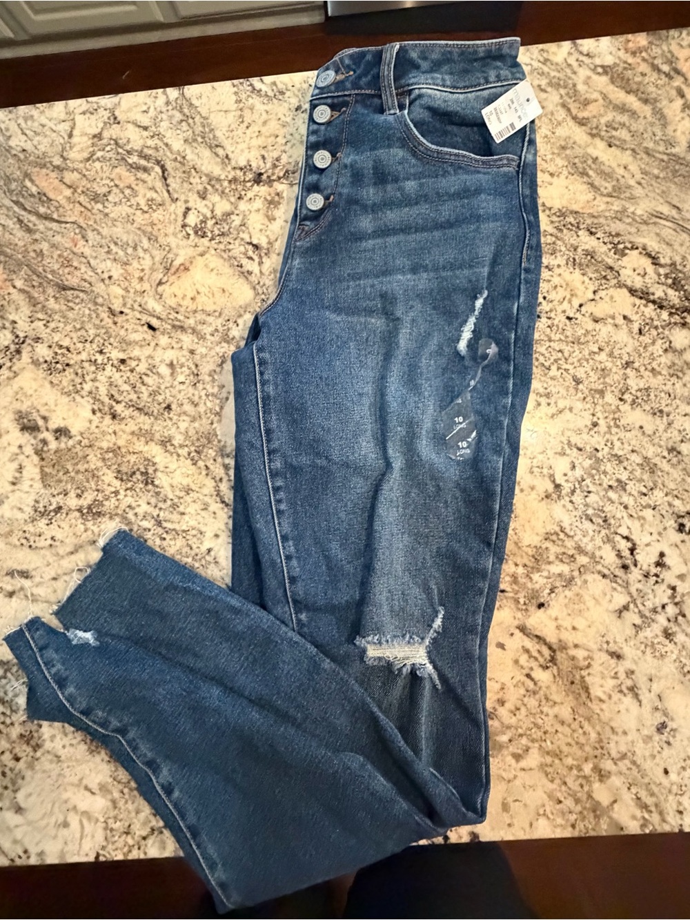 NWT - Maurice’s  Women's High-Rise Distressed Blue Jeans Sz 10 Long